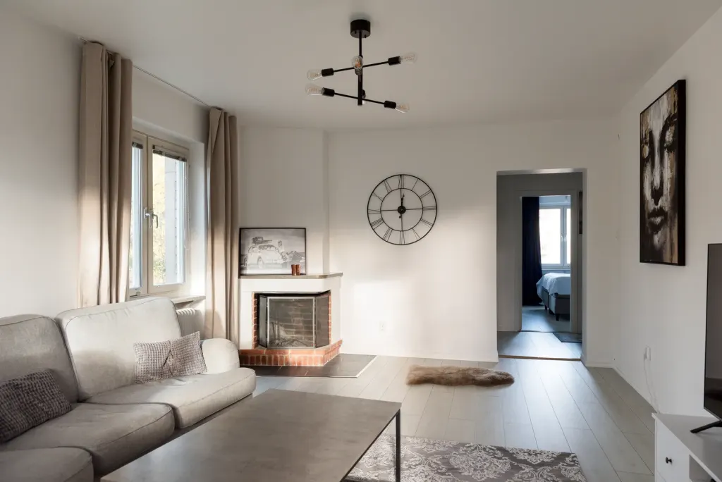 Bostadsrätt med 3 rum på Skogsvägen 21B i Västerås, bild 2 av 4