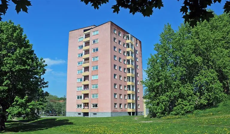 Hyresrätt med 3 rum på Furuvägen 2 i Köping