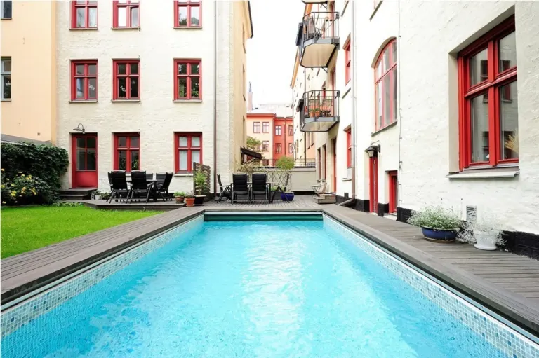 Bostadsrätt med 4 rum på Vegagatan 7 i Stockholm