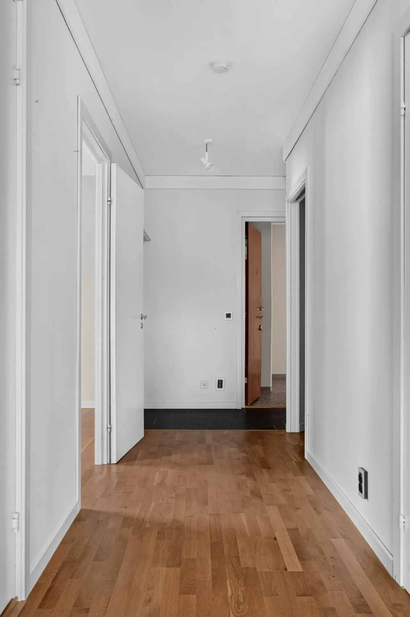 Bostadsrätt med 2 rum på Lundenvägen 9C i Skövde, bild 4 av 4