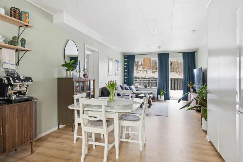 Bostadsrätt med 3 rum på Eds allé i Upplands Väsby, bild 4 av 4