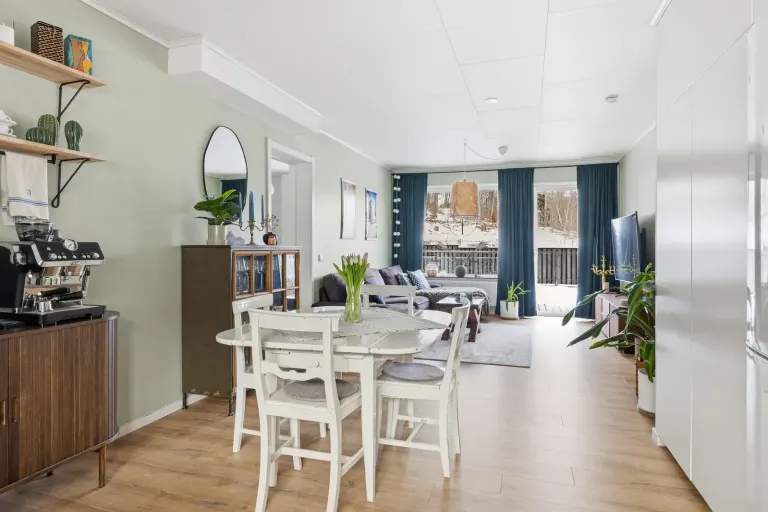 Bostadsrätt med 3 rum på Eds allé i Upplands Väsby, bild 4 av 4