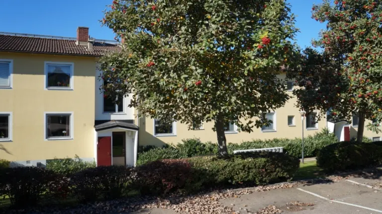 Hyresrätt med 1 rum på Järnvägsgatan 25A i Båstad, bild 2 av 2