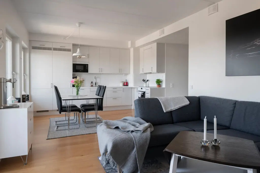 Bostadsrätt med 3 rum på Sjödalsvägen 17 i Huddinge, bild 2 av 4