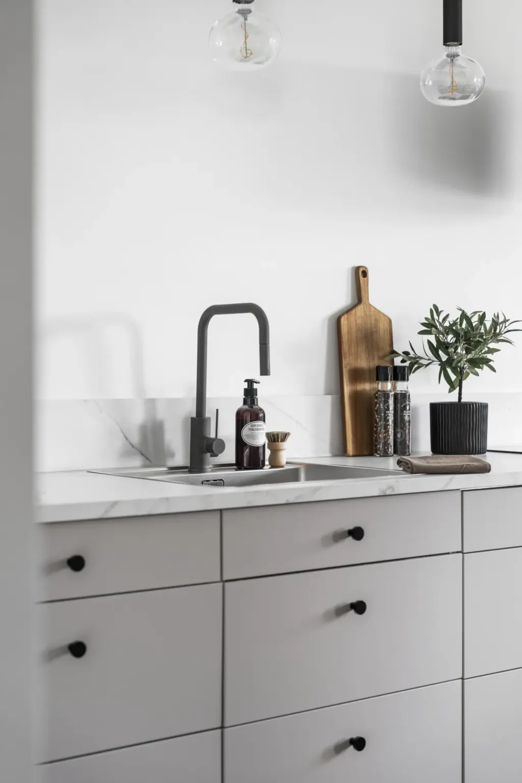 Bostadsrätt med 2 rum på Domaregatan 10C i Helsingborg, bild 3 av 4