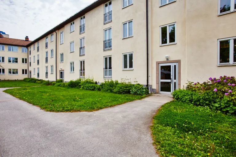 Hyresrätt med 2 rum på Karlfeldtsgatan 34 i Västerås, bild 2 av 5