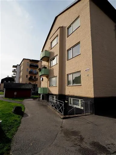 Hyresrätt med 2 rum på Läroverksgatan 8B i Katrineholm, bild 2 av 3