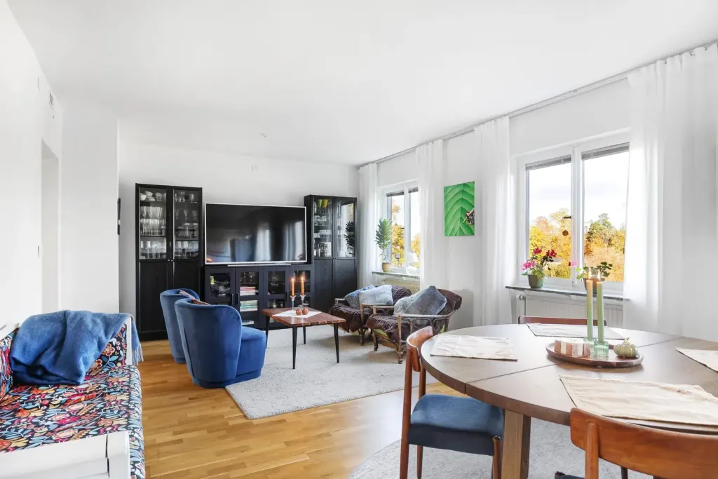Bostadsrätt med 4 rum på Vretgränd 2 i Strängnäs, bild 3 av 4