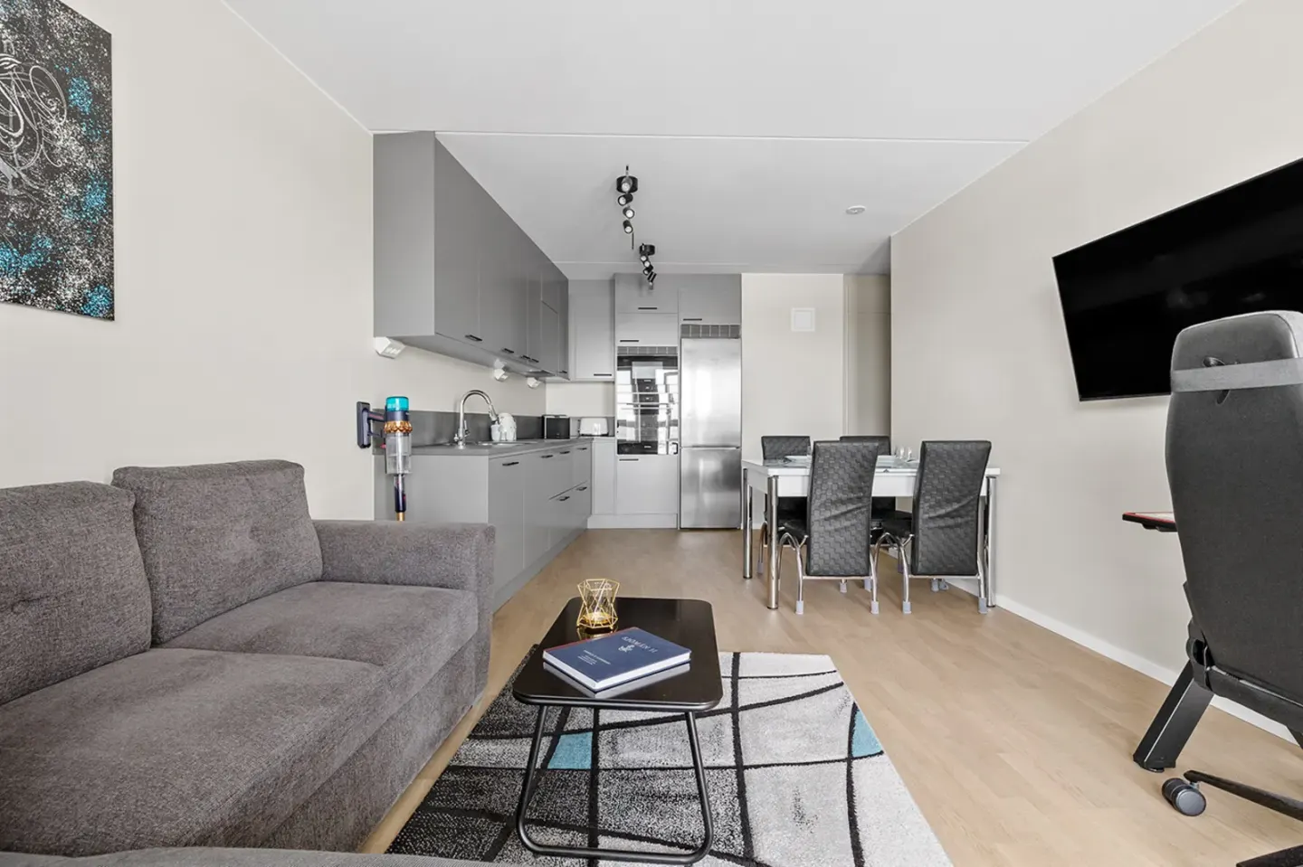 Bostadsrätt med 2 rum på Veddestastråket 7 i Järfälla, bild 3 av 4