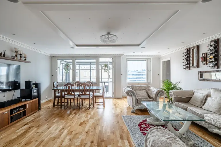 Bostadsrätt med 5 rum på Hamngatan 26A i Karlstad, bild 4 av 4