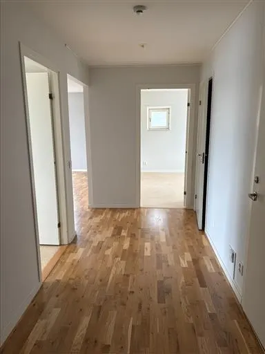 Hyresrätt med 2 rum på Lantmannavägen 94 i Trollhättan, bild 2 av 5