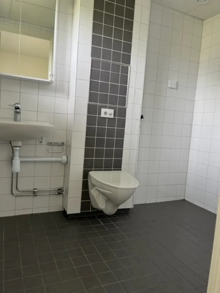 Hyresrätt med 2 rum på Tunalundsvägen 3B i Hallstahammar, bild 3 av 5