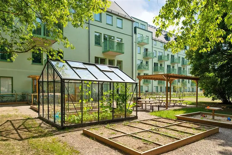 Hyresrätt med 3 rum på Ruben Holmströms Gata 6 i Malmö, bild 2 av 5