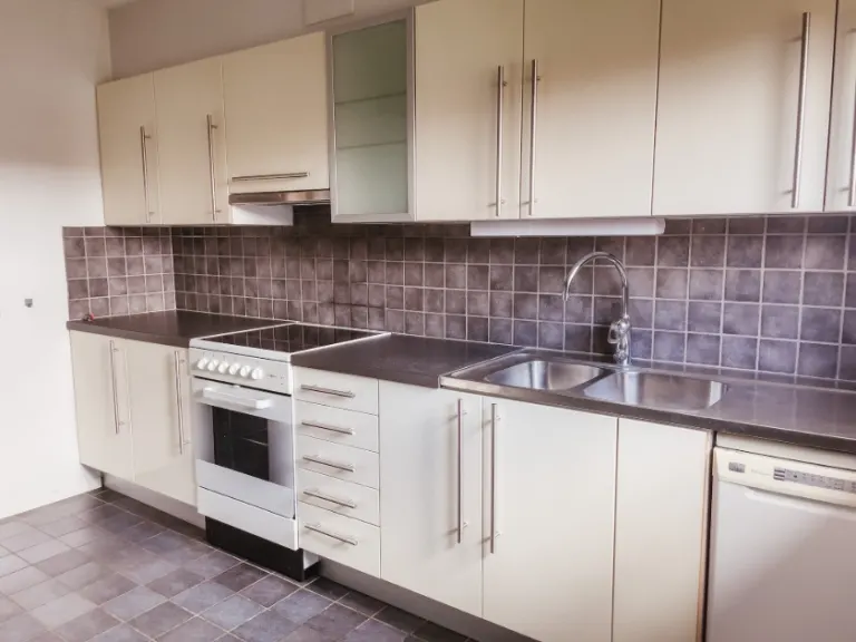 Hyresrätt med 3 rum på Övre Brunnsvägen 28 i Ronneby, bild 2 av 5