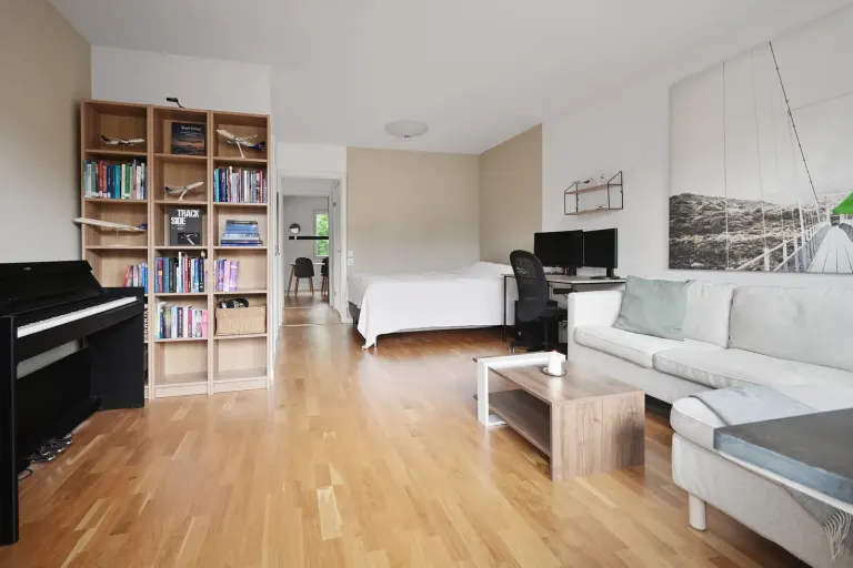 Bostadsrätt med 1,5 rum på Skogstorpsvägen 32 i Sollentuna