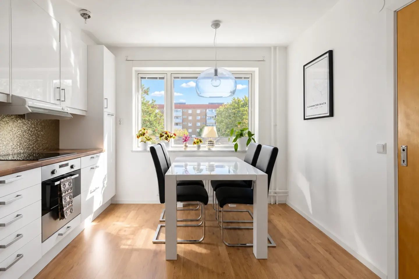 Bostadsrätt med 2 rum på Allmogevägen 31 i Järfälla, bild 3 av 4