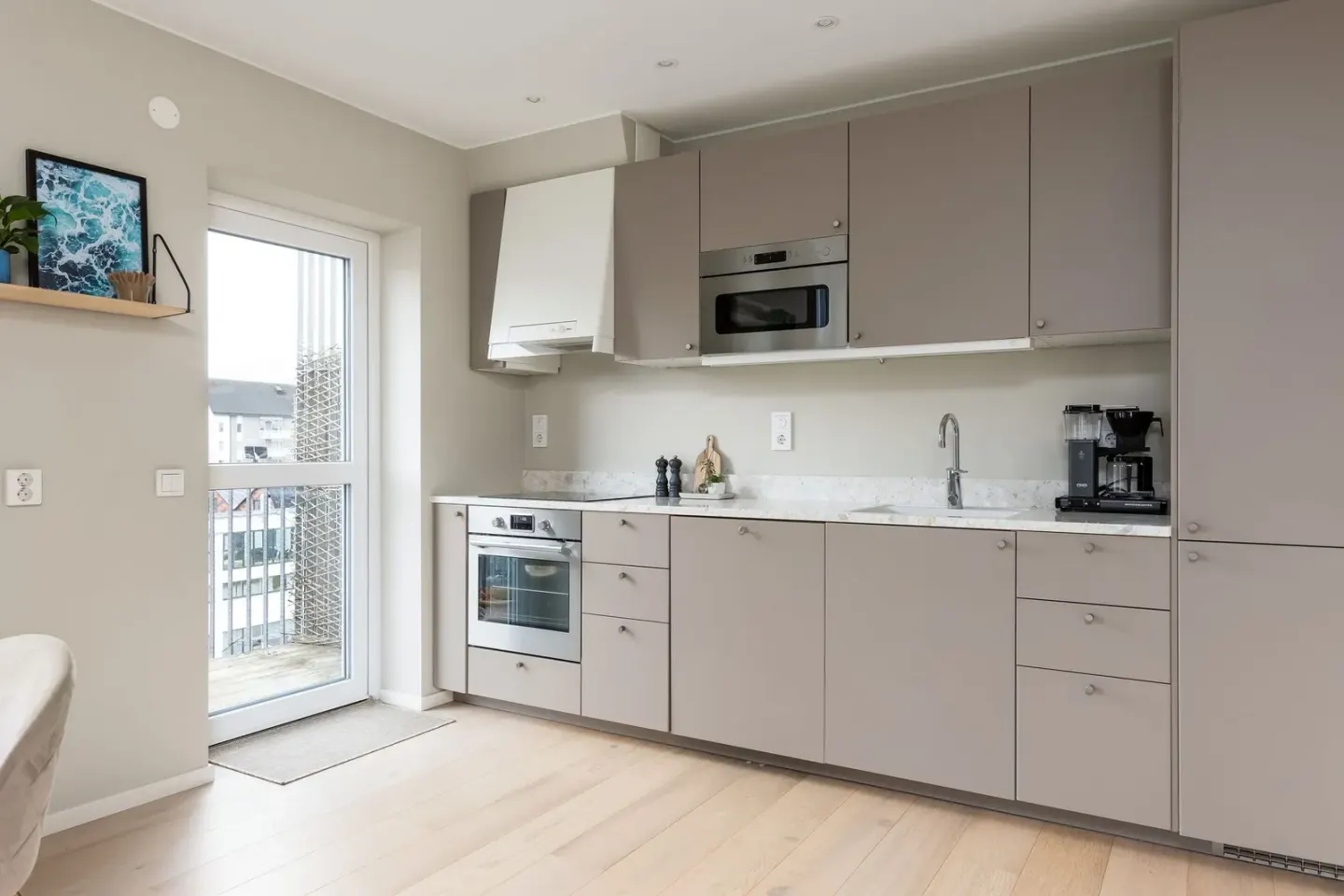 Bostadsrätt med 2 rum på Hugo Theorells gata 33 i Linköping, bild 3 av 4