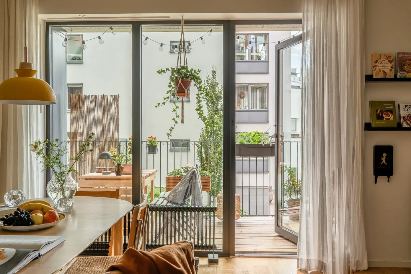 Bostadsrätt med 3 rum på Storsegelvägen 12 i Stockholm