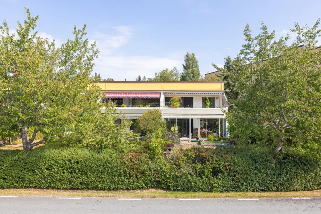 Bostadsrätt med 4 rum på Lövstavägen 100 i Upplands Väsby, bild 4 av 4