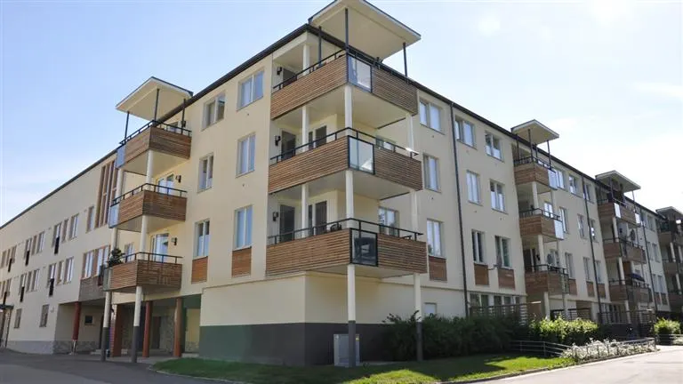 Hyresrätt med 4 rum på Lertagsgatan 4 B i Örebro, bild 2 av 5
