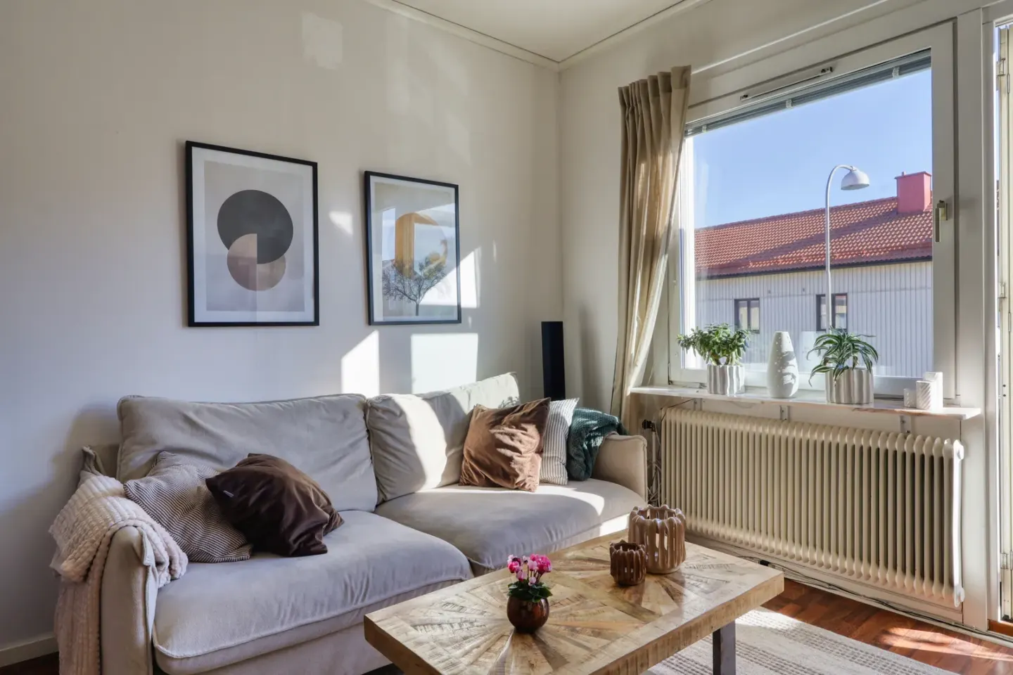 Bostadsrätt med 2 rum på Gullrisgatan 5D i Göteborg, bild 2 av 4