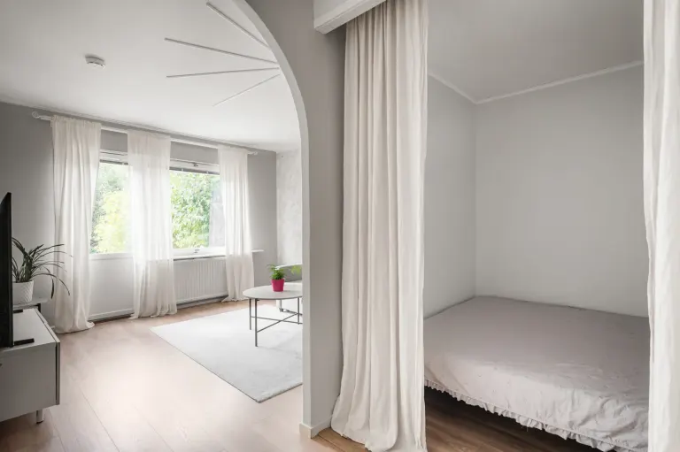 Bostadsrätt med 1 rum på Hjortronvägen 5 i Upplands-Bro, bild 3 av 4