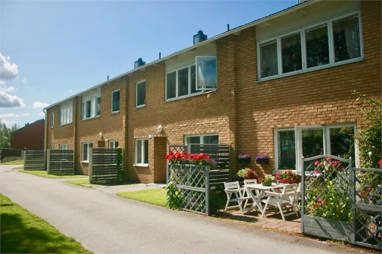 Hyresrätt med 1 rum på Karolinervägen 30B i Mellerud, bild 2 av 2