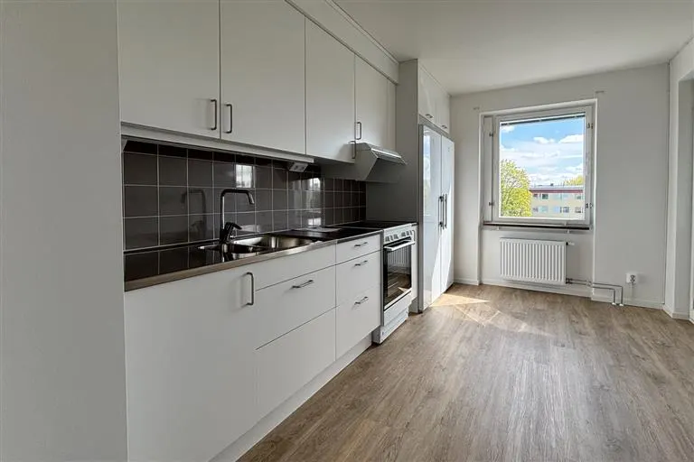 Hyresrätt med 3 rum på Tengvallsgatan 18 i Örebro