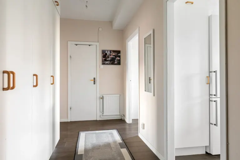 Bostadsrätt med 2 rum på Högbovägen 6B i Sandviken, bild 3 av 4