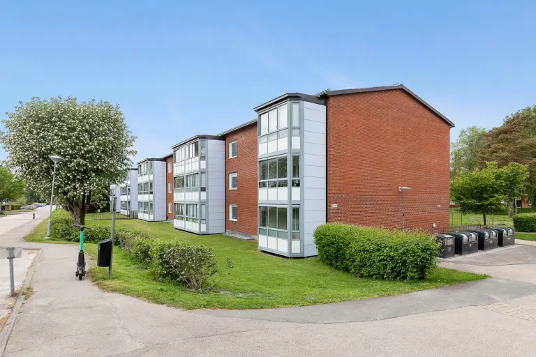 Bostadsrätt med 4 rum på Bergkullevägen 227 i Trollhättan