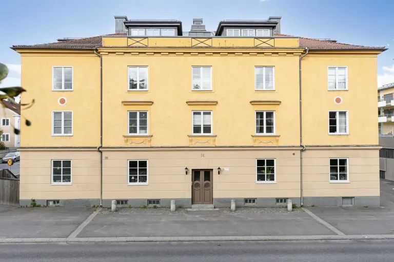 Bostadsrätt med 5 rum på Västra Vägen 14 i Linköping