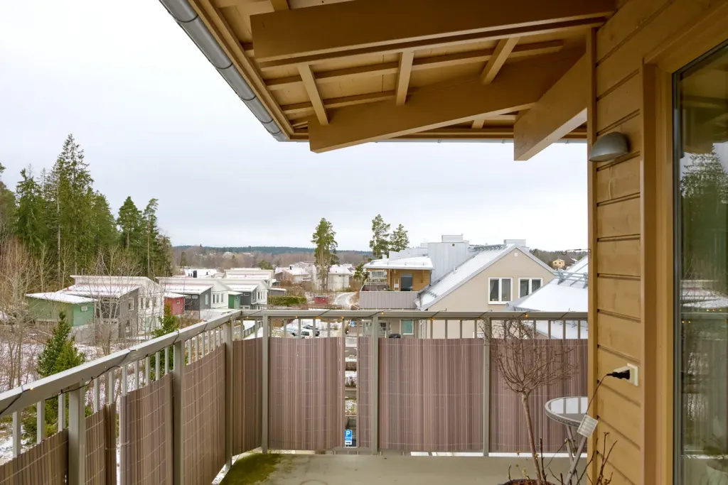 Bostadsrätt med 4 rum på Vistabergs allé 42 i Huddinge, bild 3 av 4
