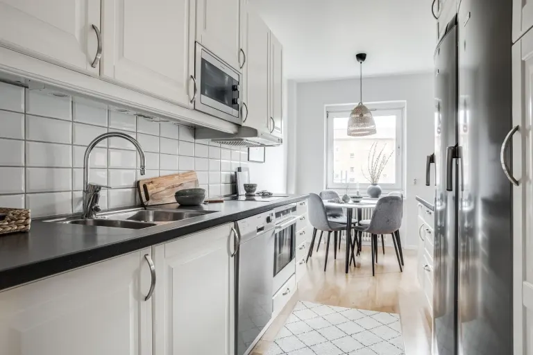 Bostadsrätt med 2 rum på Arvid Lindmansgatan 25B i Göteborg, bild 3 av 4