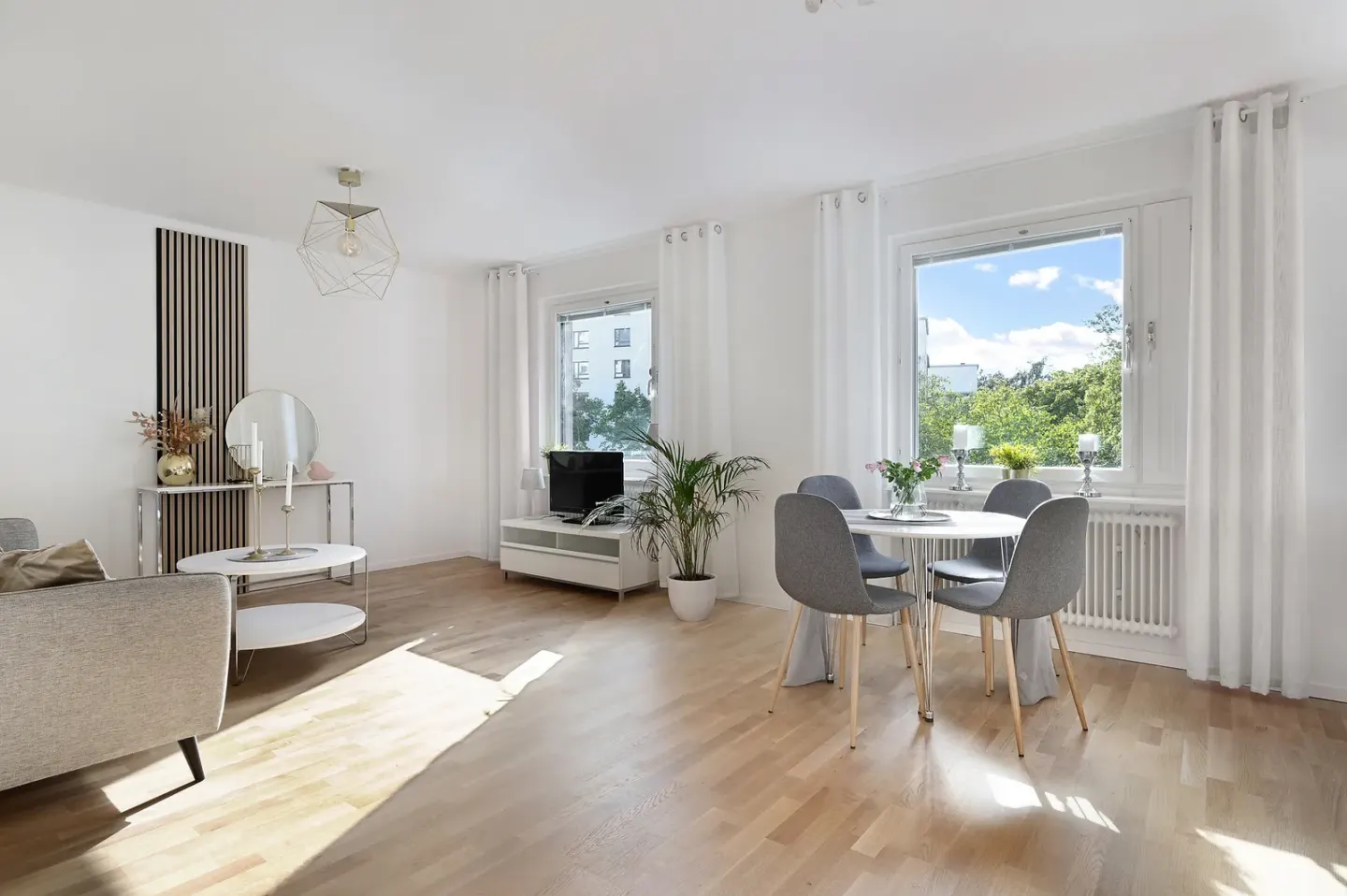 Bostadsrätt med 2 rum på Skrakgränd 1 i Stockholm, bild 3 av 4