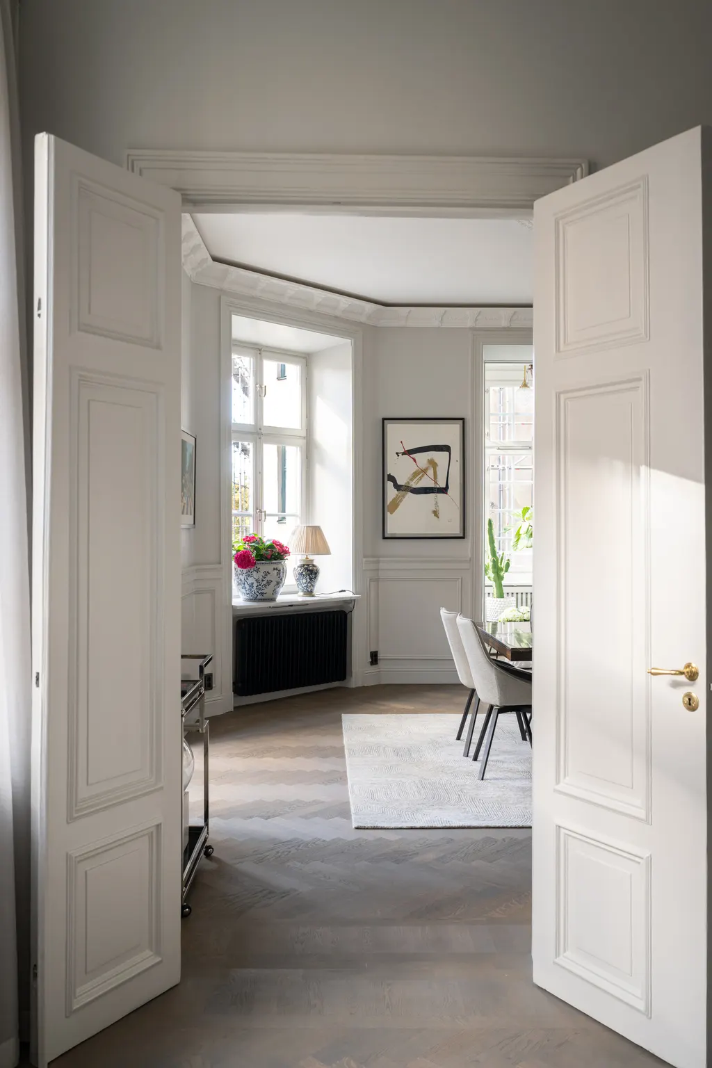Bostadsrätt med 5 rum på Grev Turegatan 50 i Stockholm, bild 5 av 5