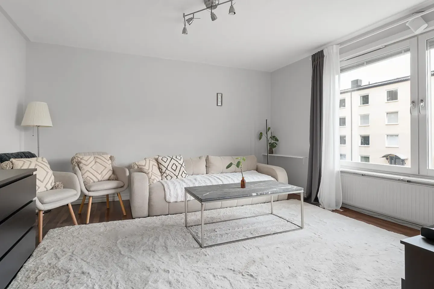 Bostadsrätt med 2 rum på Veckovägen 31 i Järfälla, bild 2 av 4