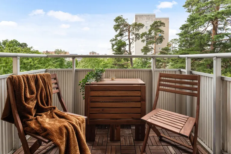 Bostadsrätt med 4 rum på Astrakangatan 4 i Stockholm, bild 3 av 4