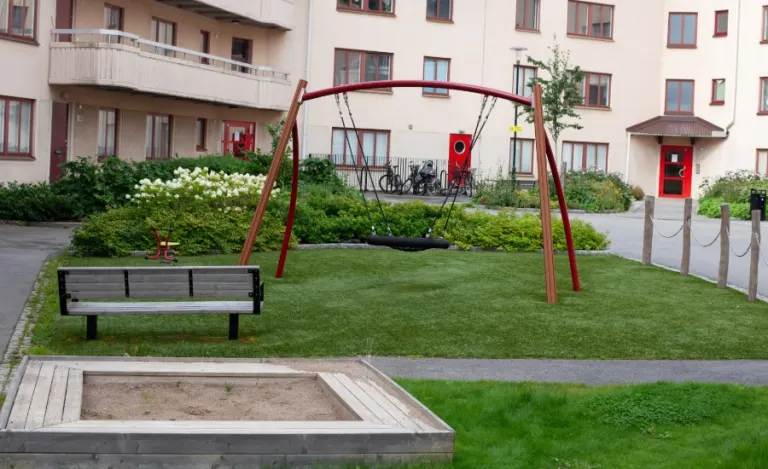 Hyresrätt med 2 rum på Skvadronsbacken 54 A i Sundbyberg, bild 2 av 4
