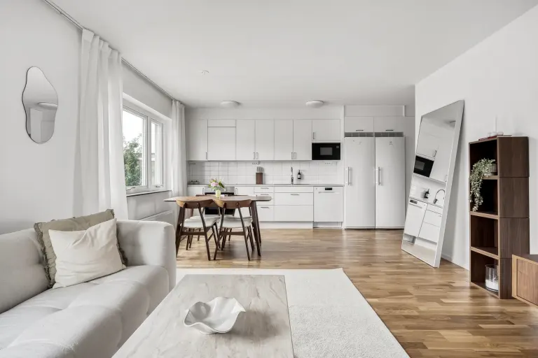 Bostadsrätt med 2 rum på Drivbänksvägen 13A i Stockholm