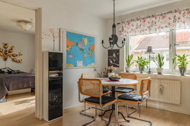 Bostadsrätt med 2 rum på Strandvägen 32 i Karlstad, bild 3 av 4