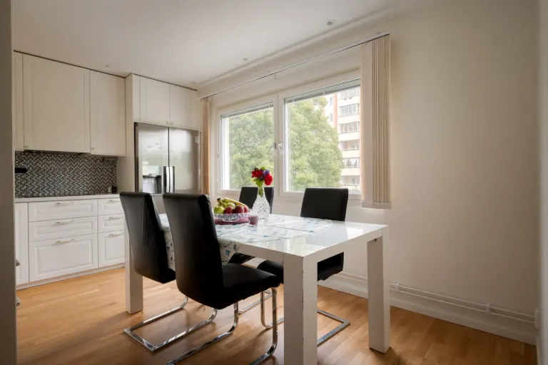 Bostadsrätt med 3 rum på Hampvägen 6 i Botkyrka, bild 2 av 5