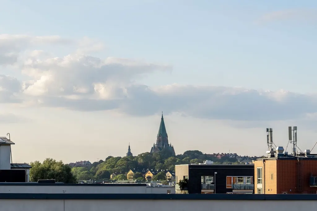 Bostadsrätt med 4 rum på Midskeppsgatan 16 i Stockholm, bild 2 av 5