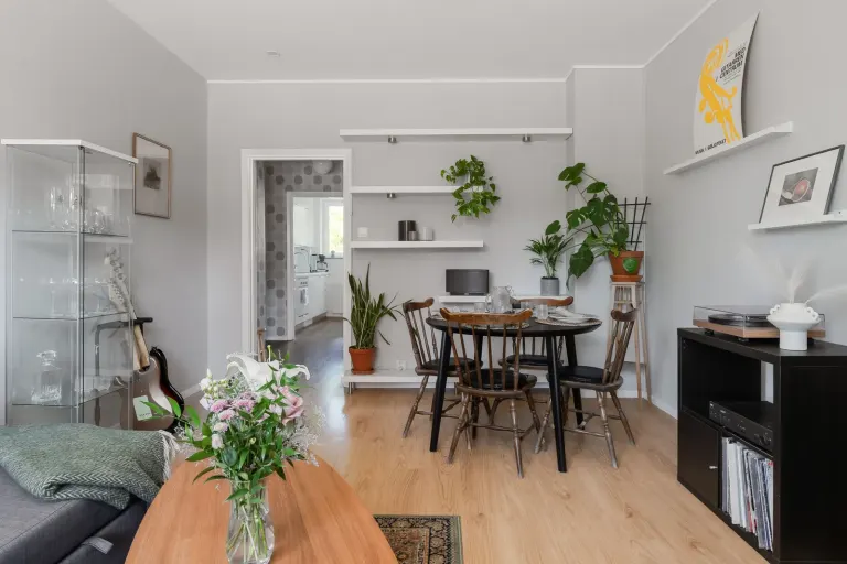 Bostadsrätt med 1,5 rum på Hjortstorpsvägen 13A i Örebro, bild 3 av 4