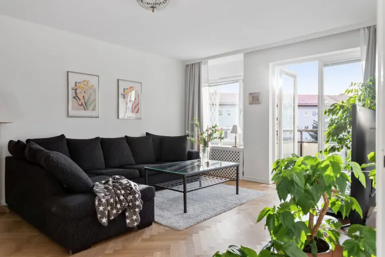 Bostadsrätt med 3 rum på Högnäsvägen 13 i Lidingö, bild 2 av 4