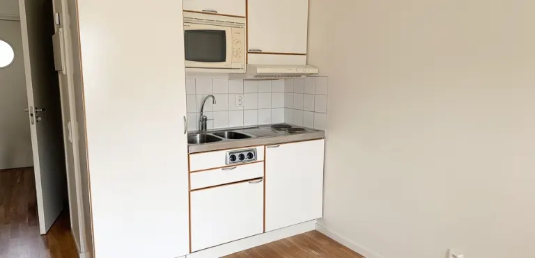 Hyresrätt med 1 rum på Djupdalsvägen 11C i Sollentuna, bild 3 av 5