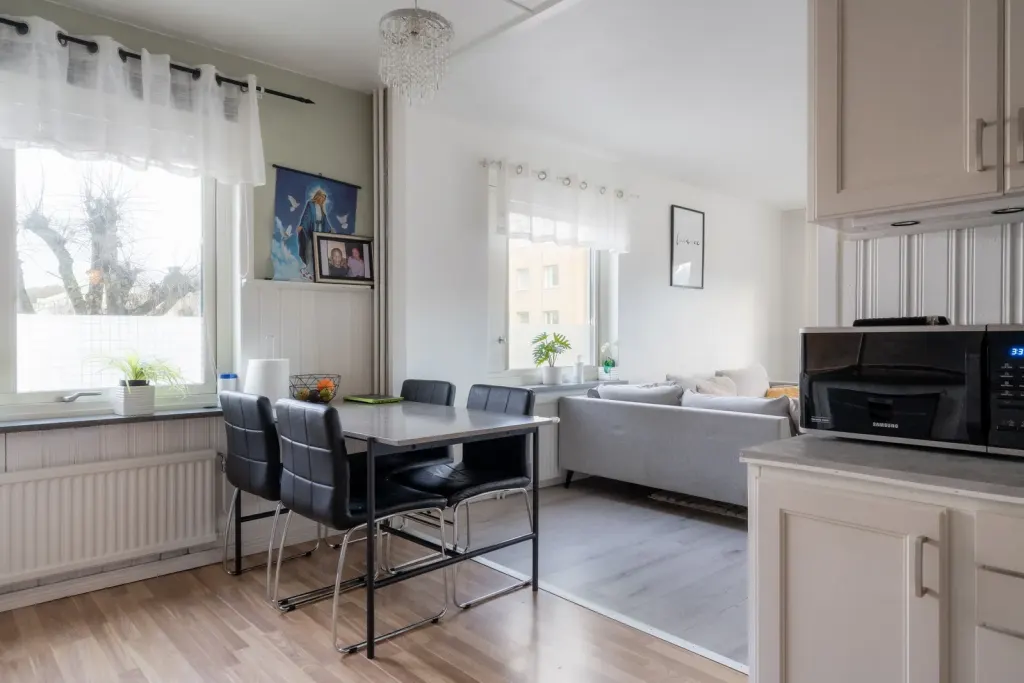 Bostadsrätt med 3 rum på Jupitervägen 2 i Nyköping, bild 3 av 4