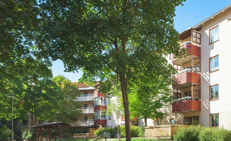Hyresrätt med 2 rum på Skvadronsbacken 54 A i Sundbyberg