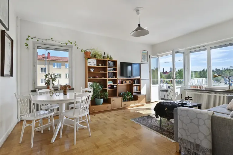 Bostadsrätt med 4 rum på Enskedevägen 98A i Stockholm