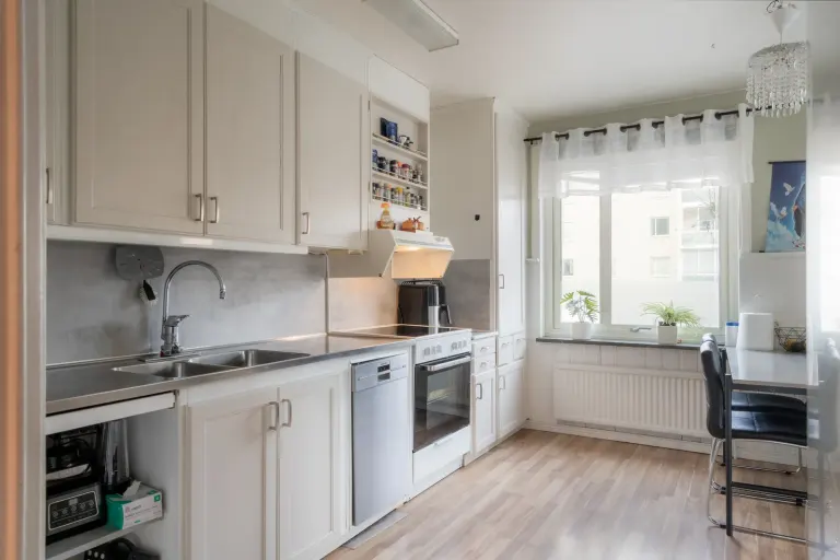 Bostadsrätt med 3 rum på Jupitervägen 2 i Nyköping, bild 2 av 4