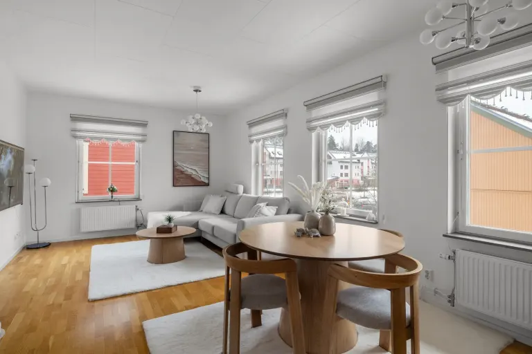 Bostadsrätt med 2 rum på Plommonvägen 4C i Botkyrka